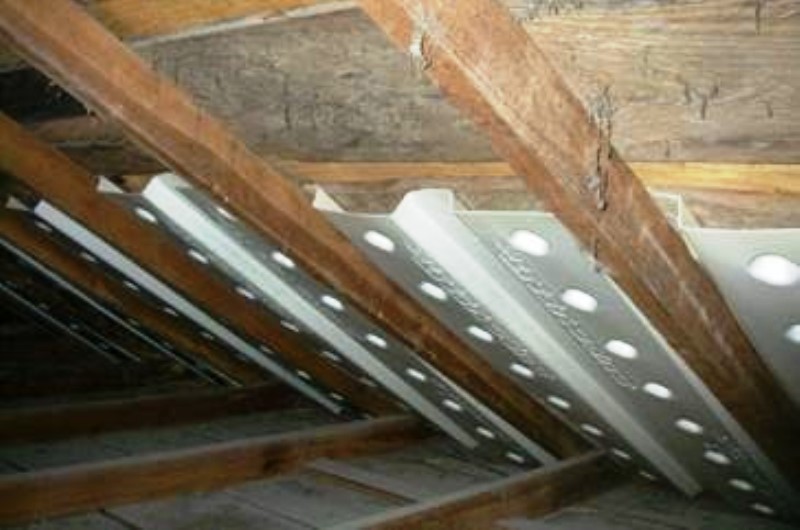 attic insulation baffles
