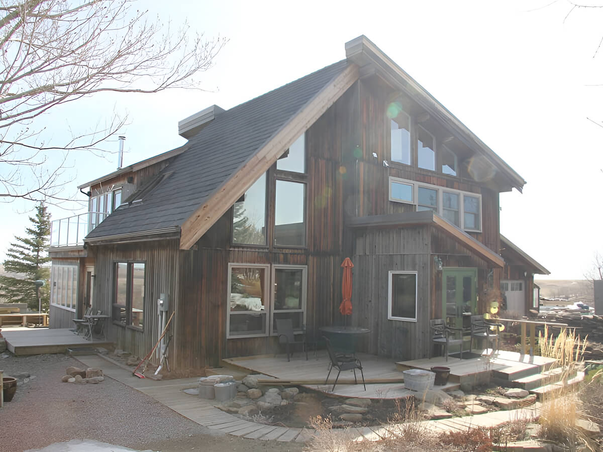 Finding the Right Siding Contractor in Calgary